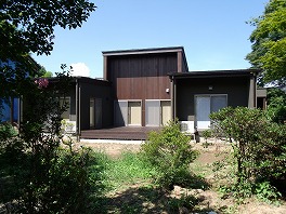 波岡の家